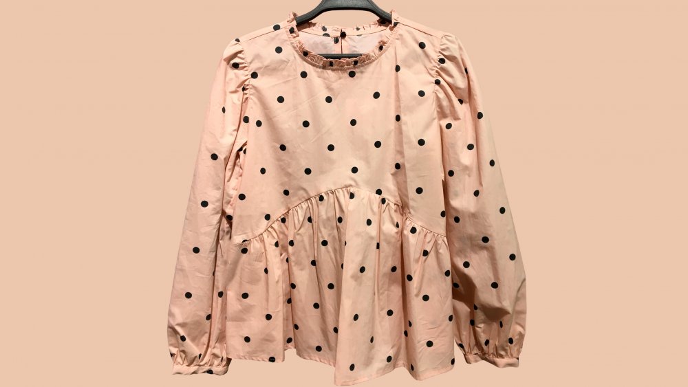 Puffy-sleeved polka-dot blouse