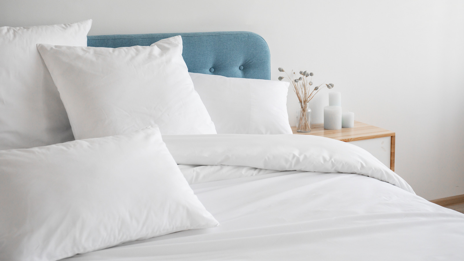 Here's When You Should Really Replace Your Pillows