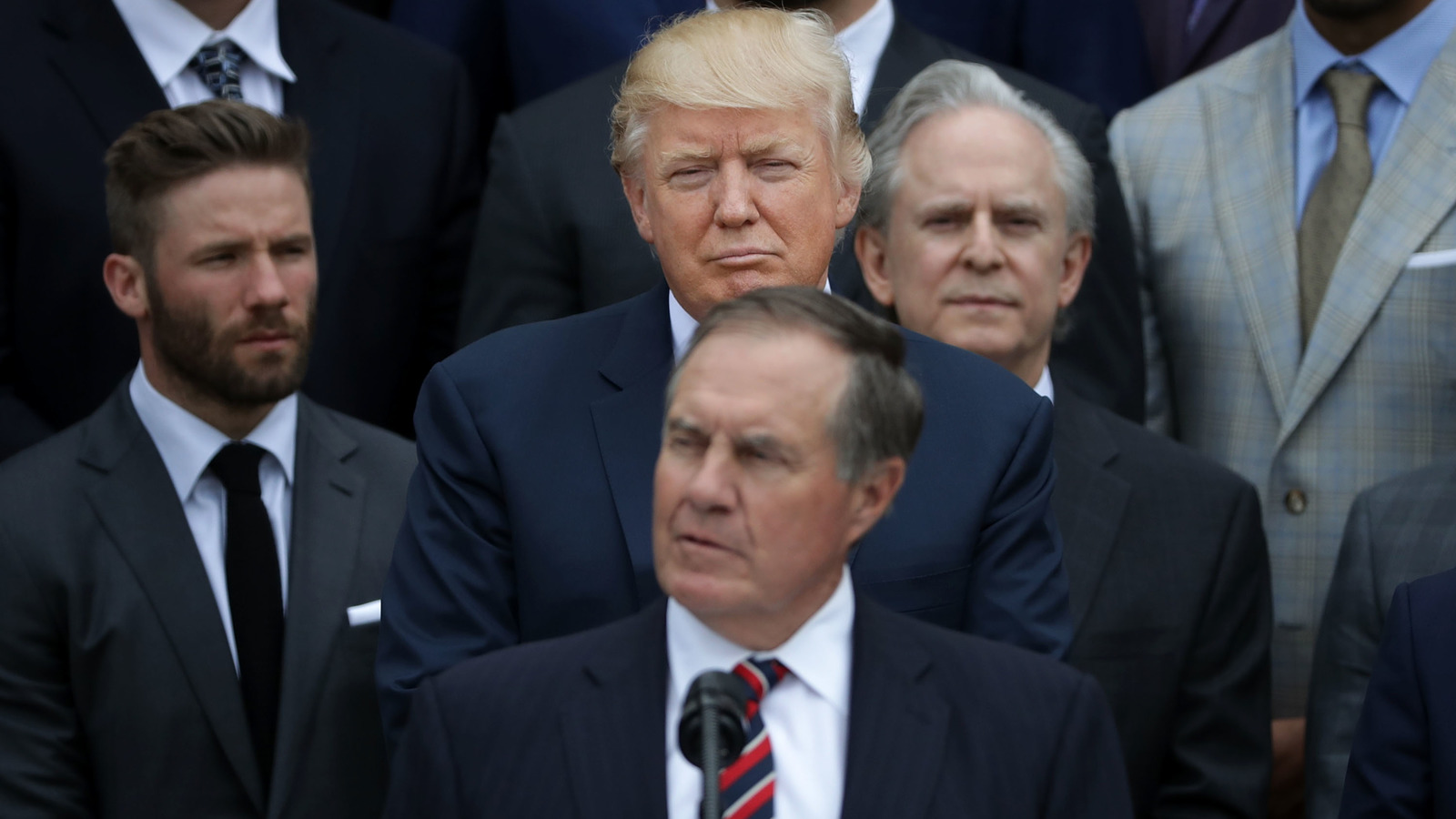 Here's Why Bill Belichick Is Declining Donald Trump's Major Honor