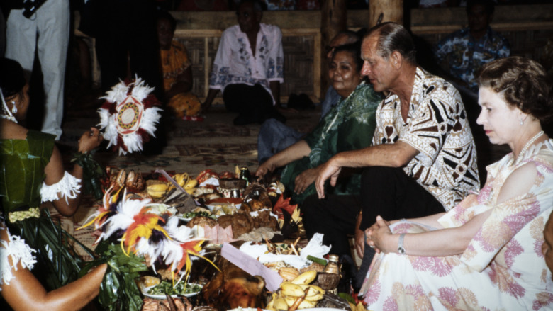 Queen Elizabeth and Prince Philip share dinner