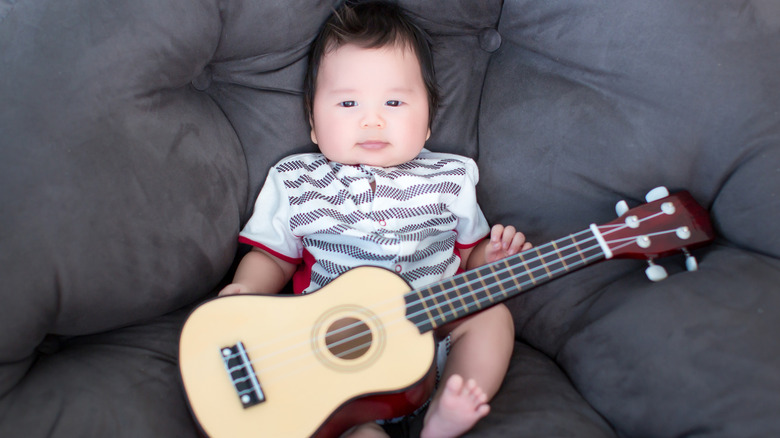 baby with guitar