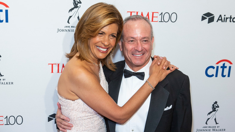 Hoda Kotb & Joel Schiffman on red carpet