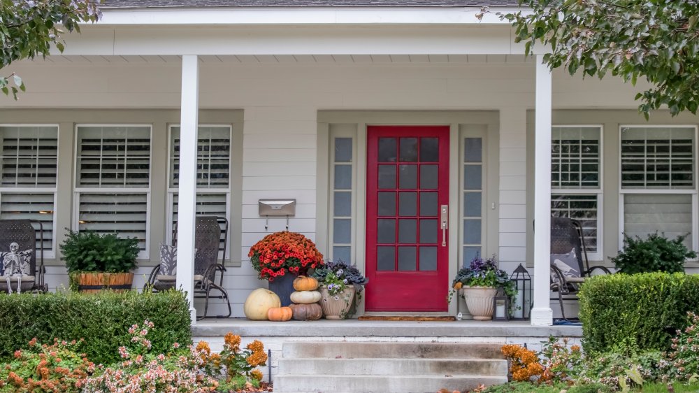 Fall curb appeal