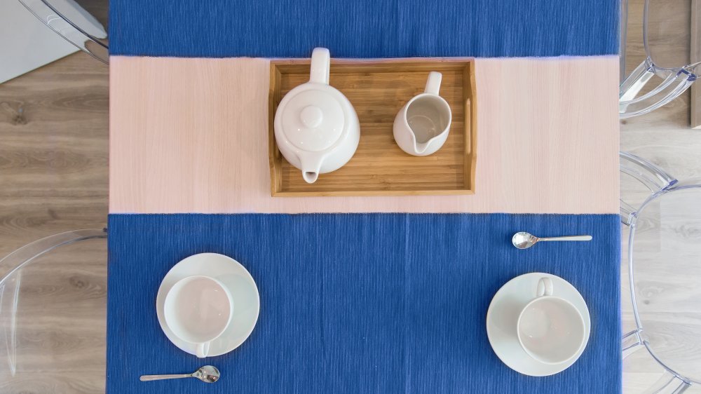 Pantone Classic blue in a table setting