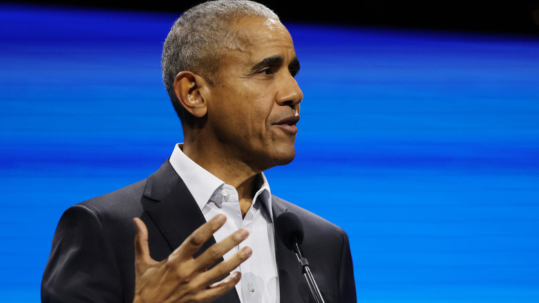 Barack Obama speaking to a crowd 