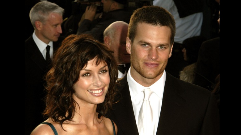 Tom Brady and Bridget Moynahan posing