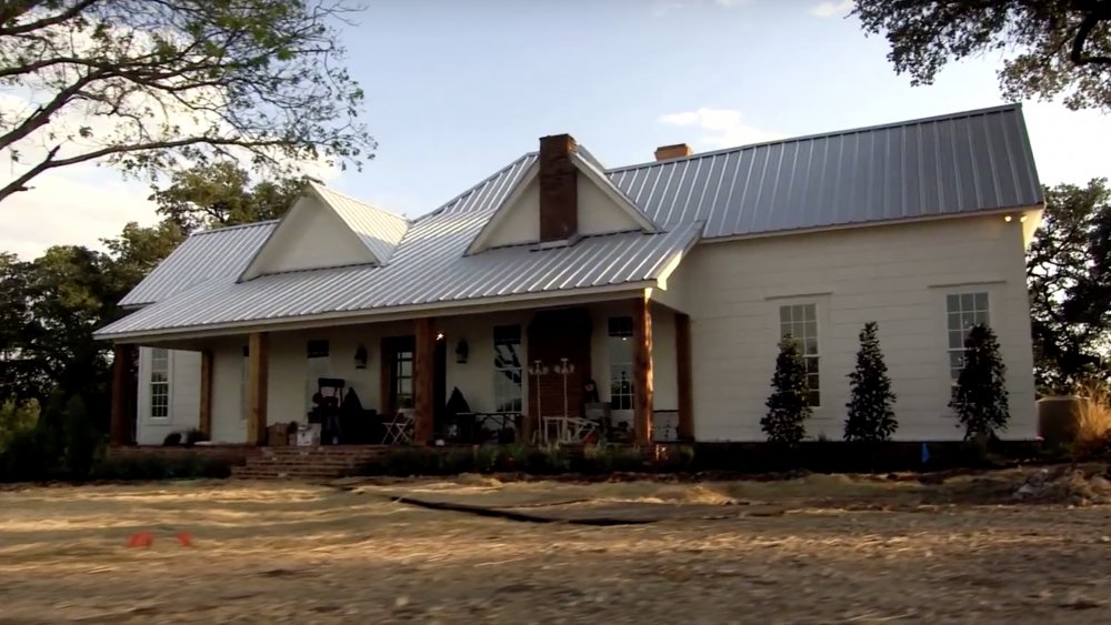 Fixer Upper's Chip and Joanna Gaines' home, exterior shot