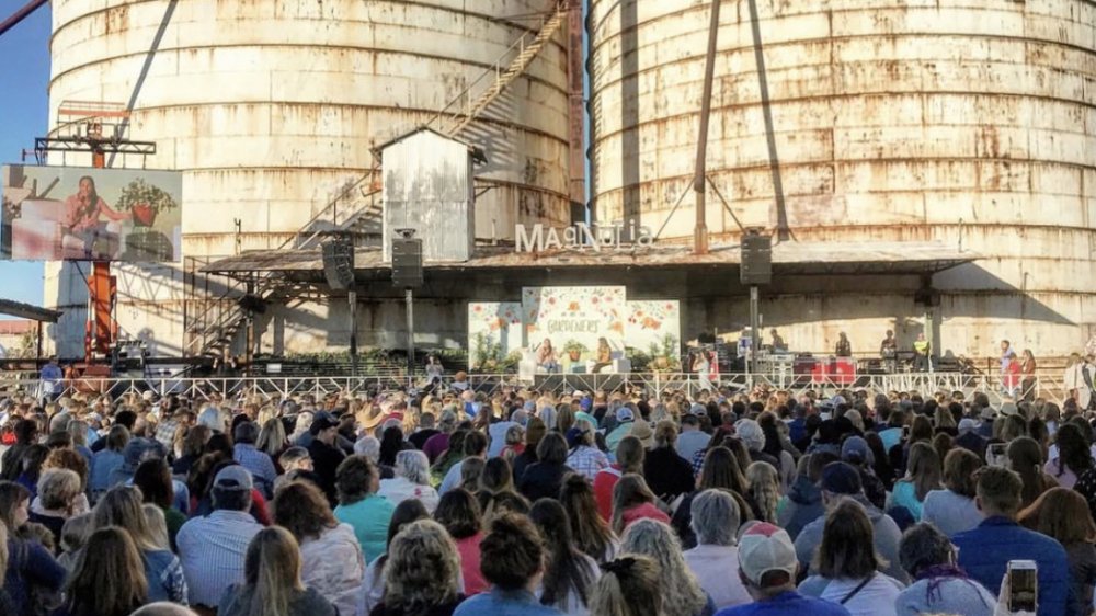 A crowd at the silos at Magnolia in Waco