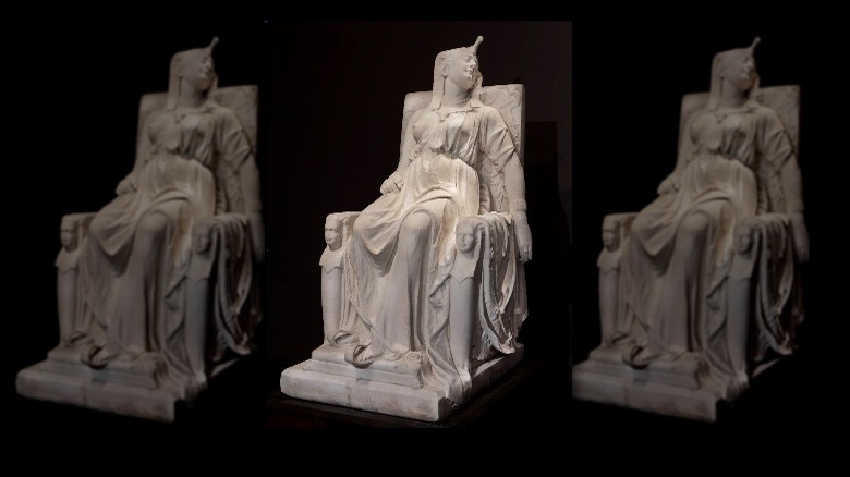 Sculpture of 'The Death of Cleopatra'