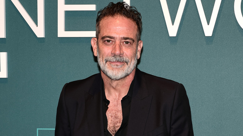 Jeffrey Dean Morgan smiling