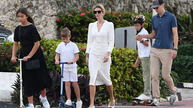 Ivanka Trump and Jared Kushner go for a walk together