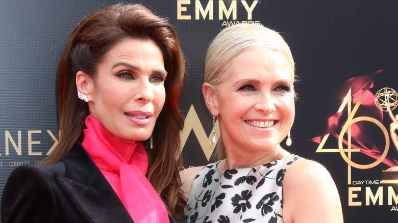 DOOL co-stars Melissa Reeves and Kristian Alfonso on the red carpet. 