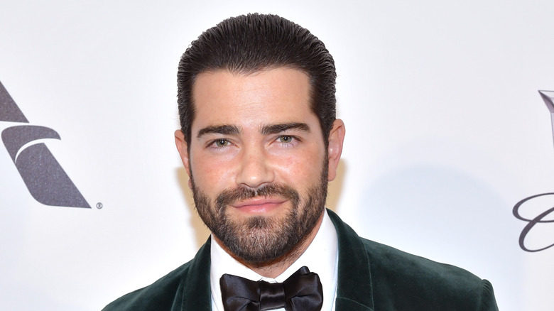 Jesse Metcalfe smiling 