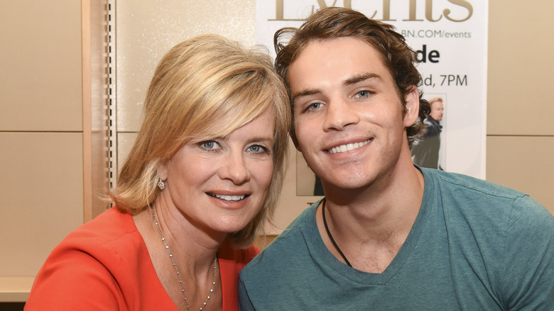 James Lastovic and his DOOL co-star Mary Beth Evans pose for a photo. 