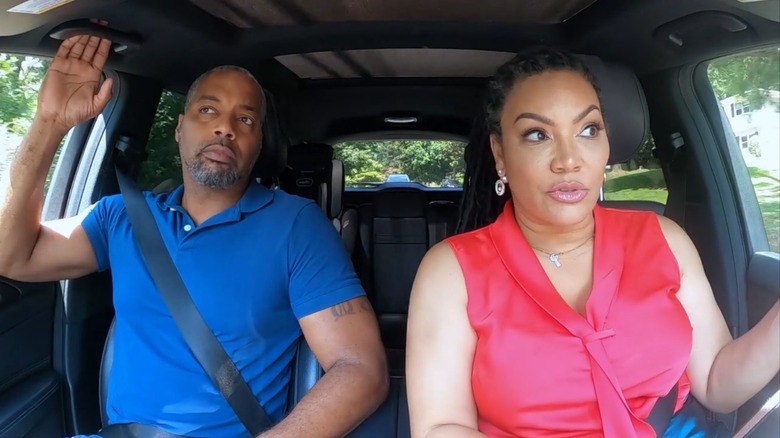 Egypt Sherrod and Mike Jackson in their car on "Married to Real Estate"