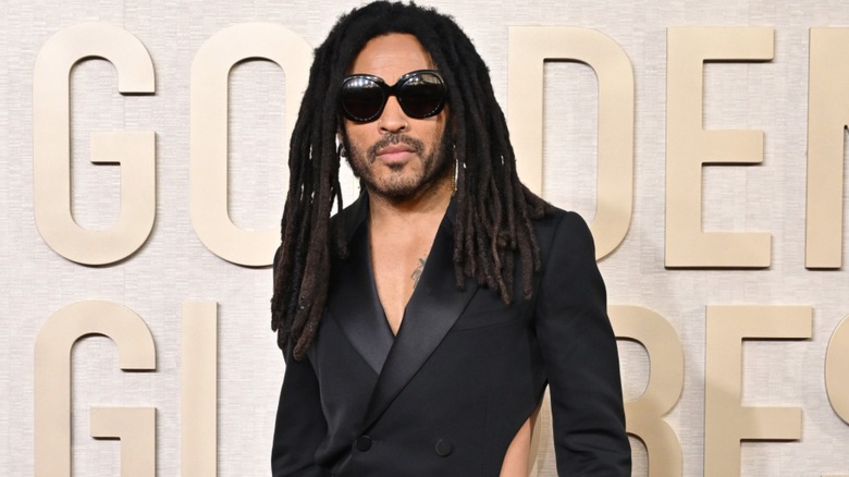 Lenny Kravitz in sunglasses