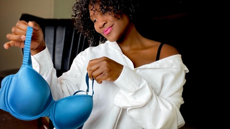 How Many Bras Should You Really Own For Everyday Wear?