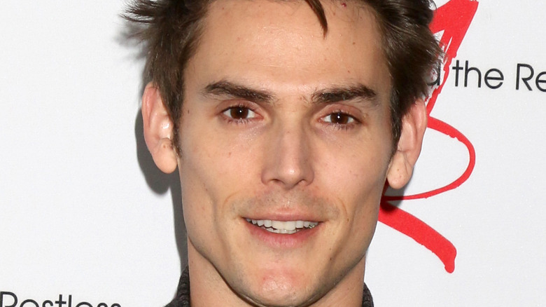 Mark Grossman posing