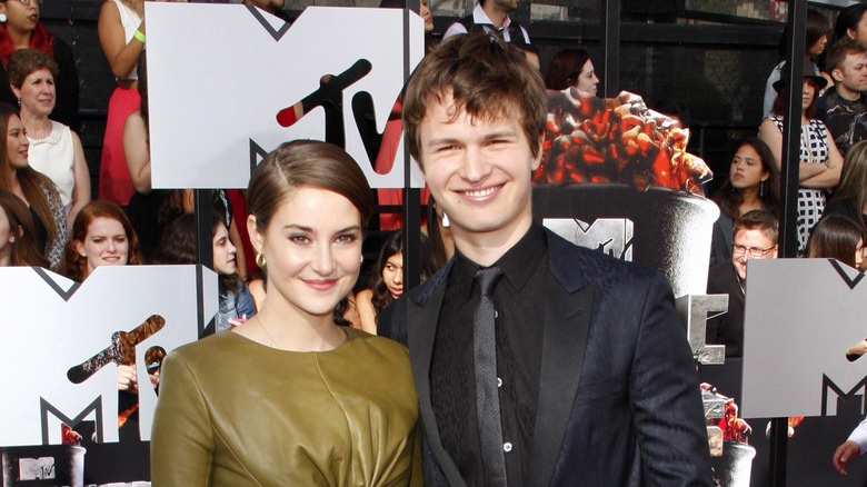 Shailene Woodley and Ansel Elgort smiling 