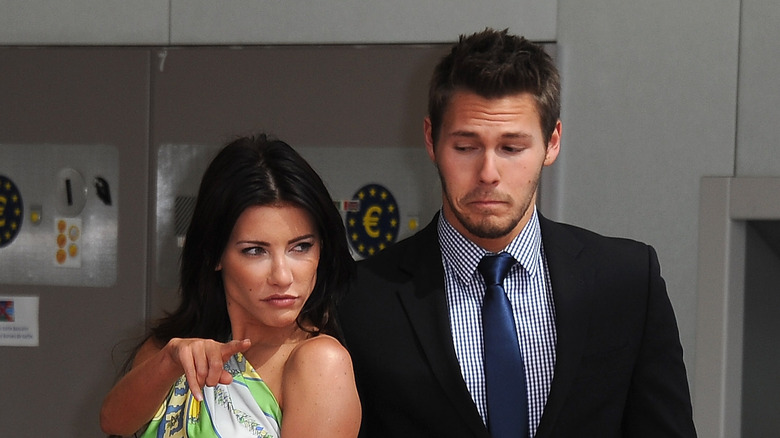 Scott Clifton Jacqueline MacInnes Wood posing