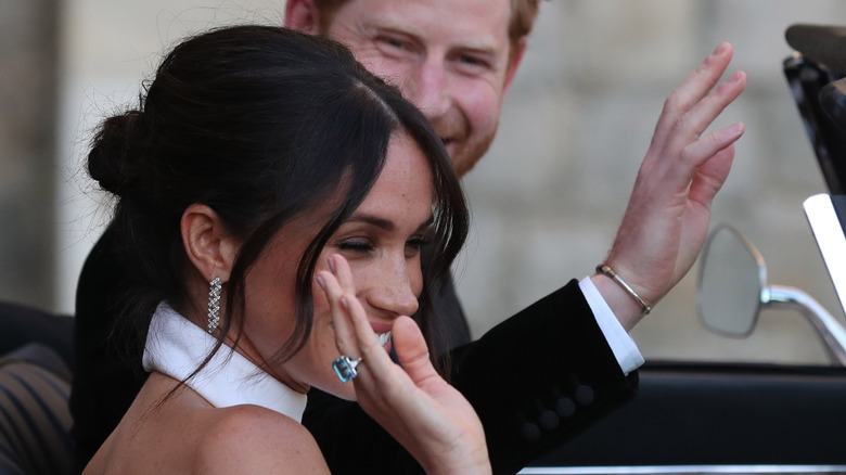 Meghan wears Diana's ring on her wedding day