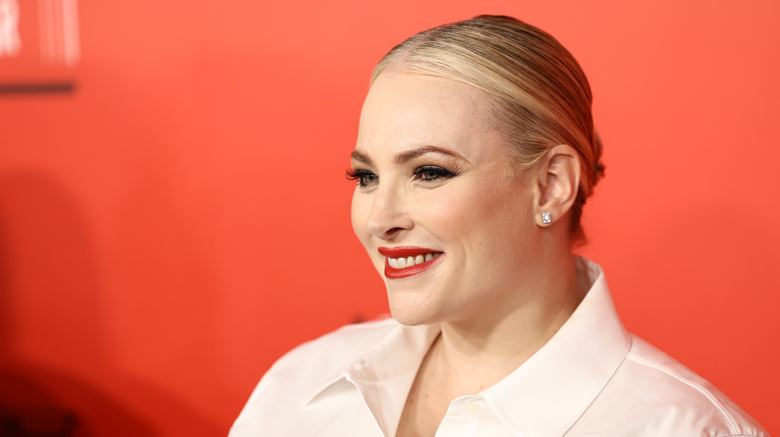 How Meghan Mccain Threw Shade At Donald Trump In Her Fathers Eulogy