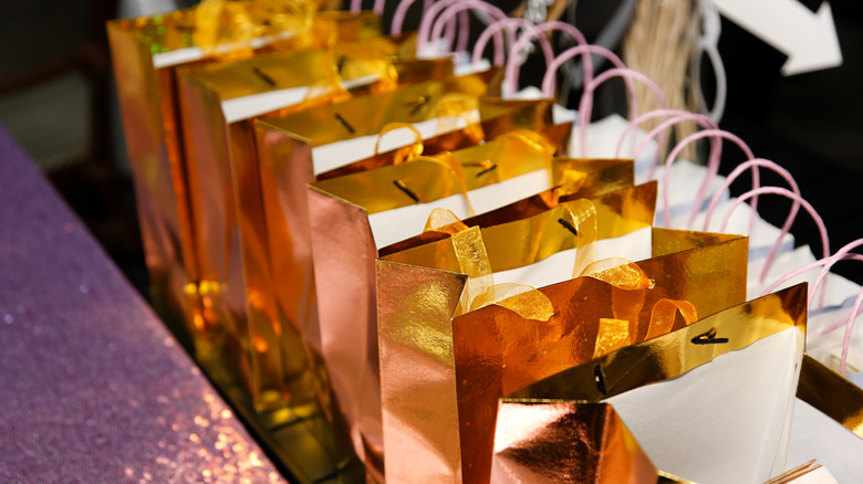 wedding favors in gold goodie bags