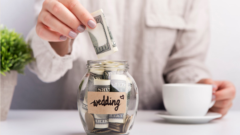 how-much-does-it-cost-to-hire-a-wedding-planner