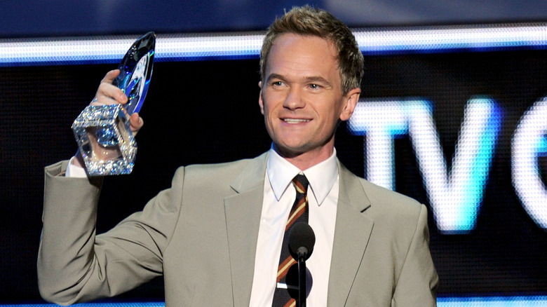 Neil Patrick Harris wins an award for "How I Met Your Mother"