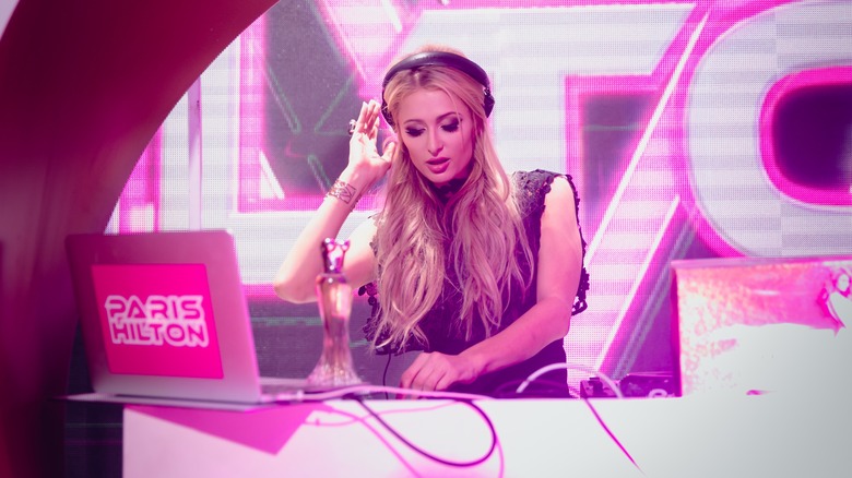 Paris Hilton DJing