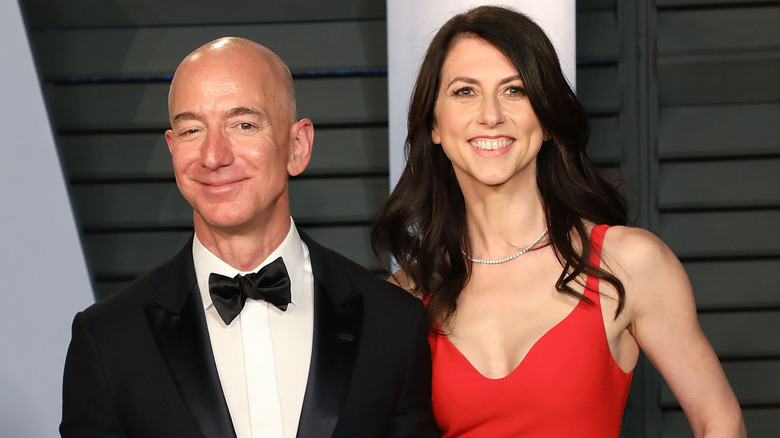 Mackenzie Scott and Jeff Bezos smiling