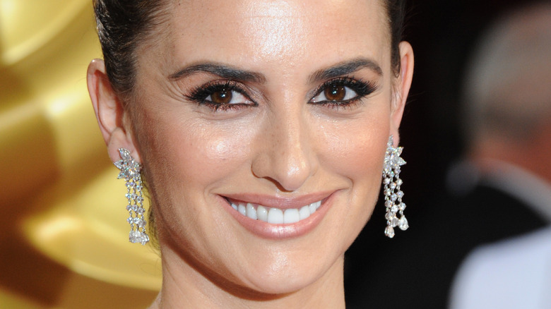 Penélope Cruz smiling