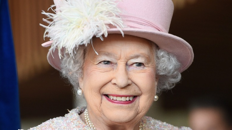 queen elizabeth big smile