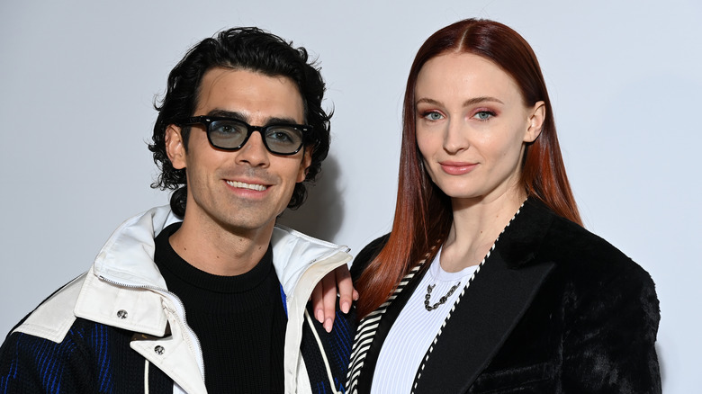 Joe Jonas and Sophie Turner posing