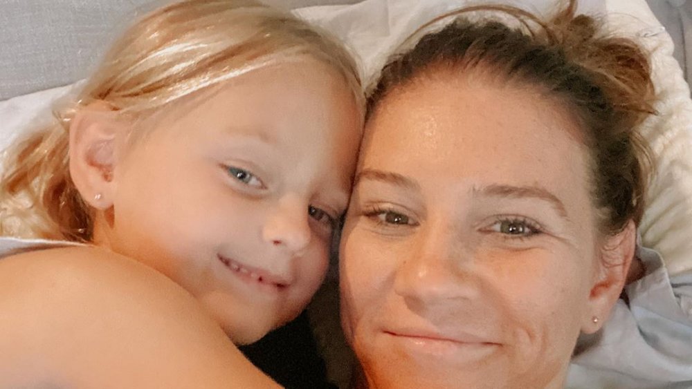 Ava Busby with her mom, Danielle Busby, from OutDaughtered