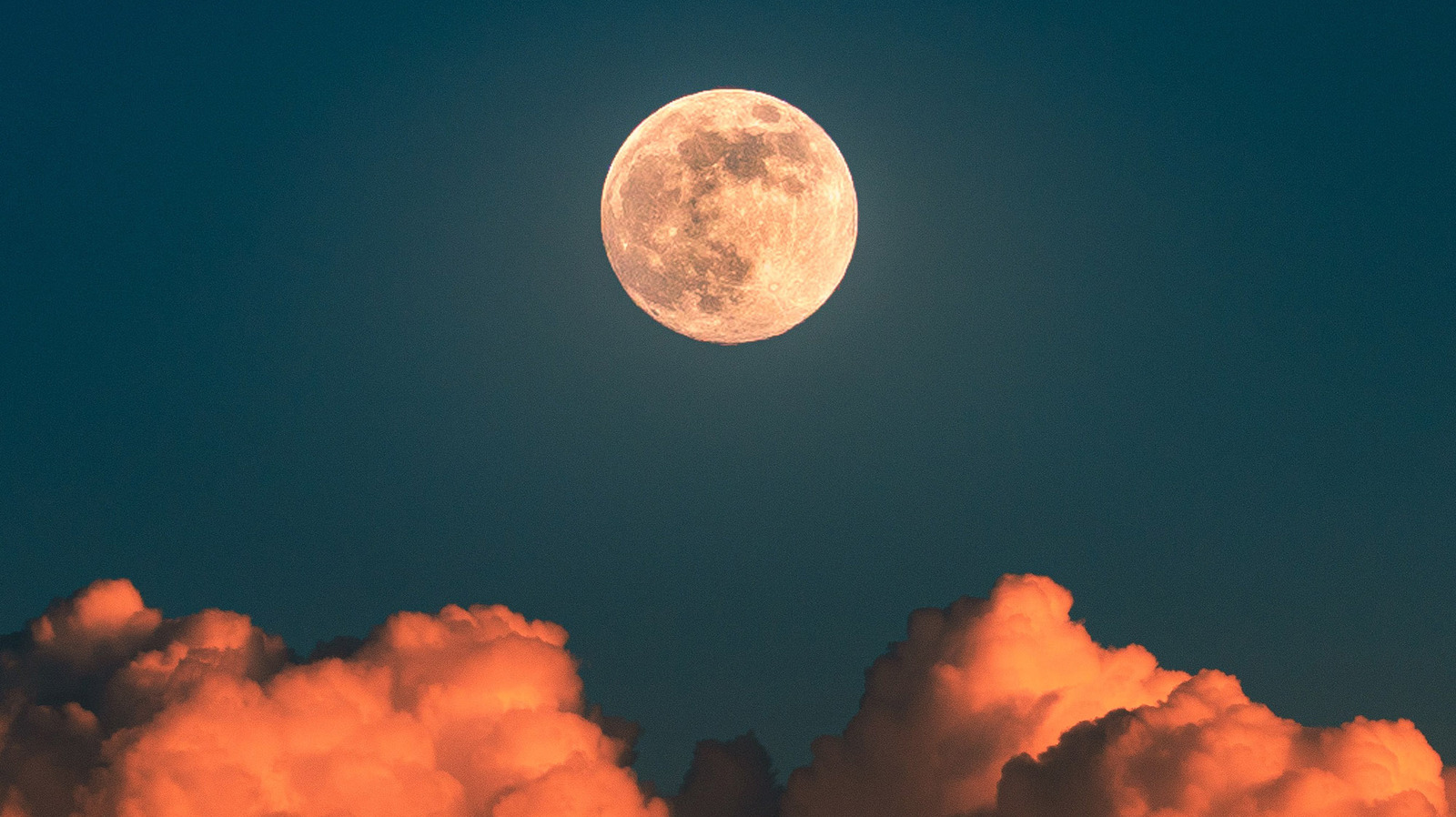 How The Full Moon On June 24 Will Affect You If You're A Sagittarius