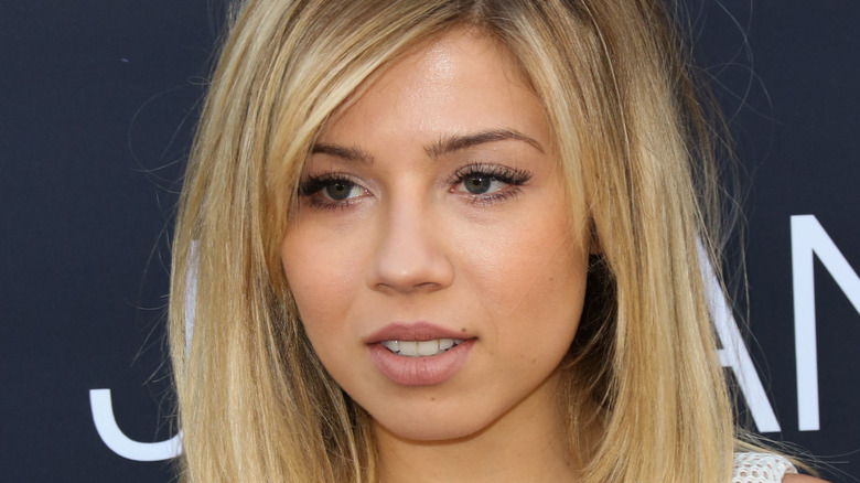 Jennette McCurdy staring