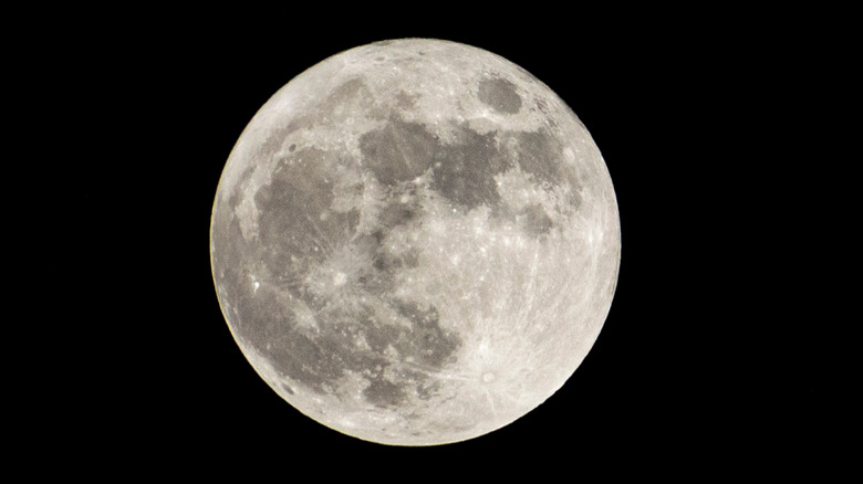 Full moon on a clear night 