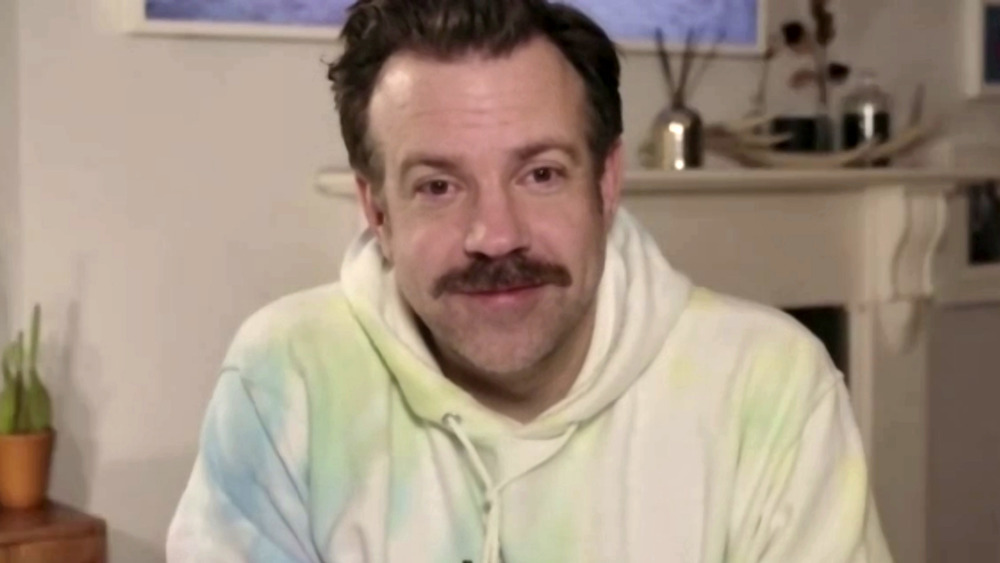 Jason Sudeikis calling in at 2021 Golden Globes