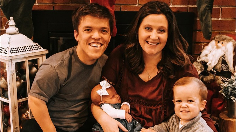 Zach and Tori Roloff with their kids