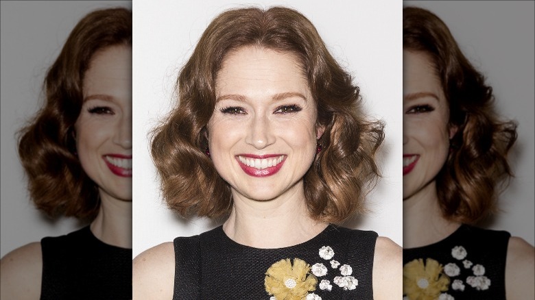 Ellie Kemper posing 