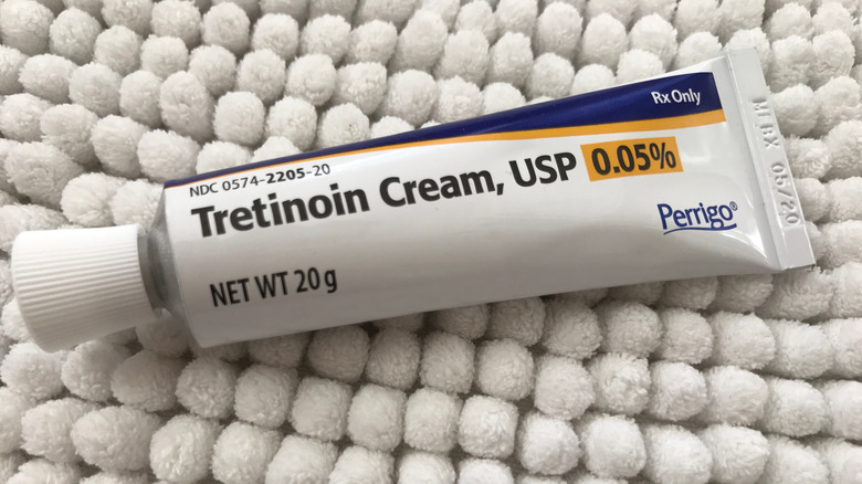 Retinoid cream for hormonal acne