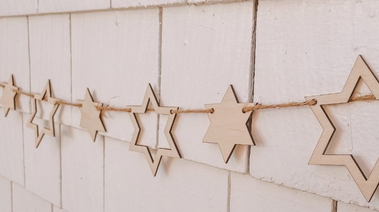 Hanukkah mantel banner