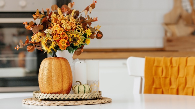 Indoor fall decor 