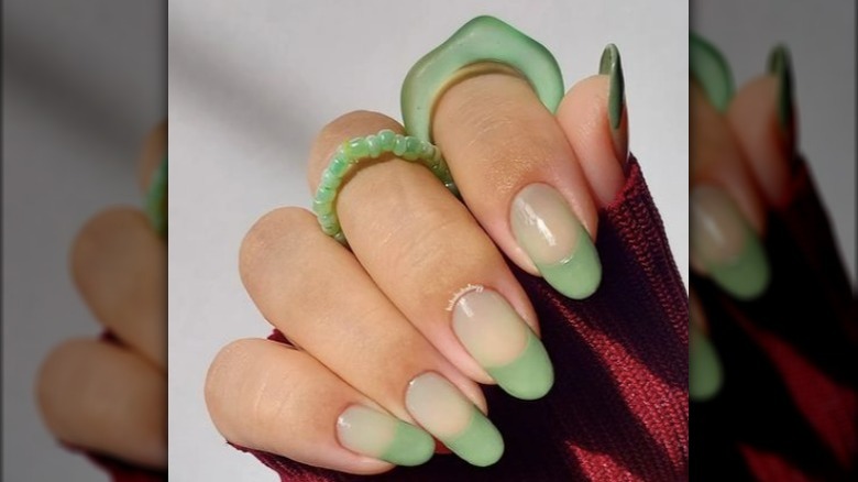 matcha green nails