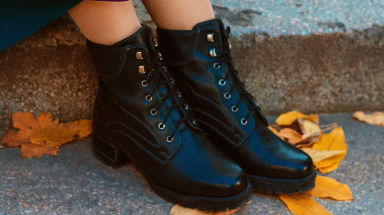 How To Pair Chunky Boots With Dresses For The Hottest Fall Look