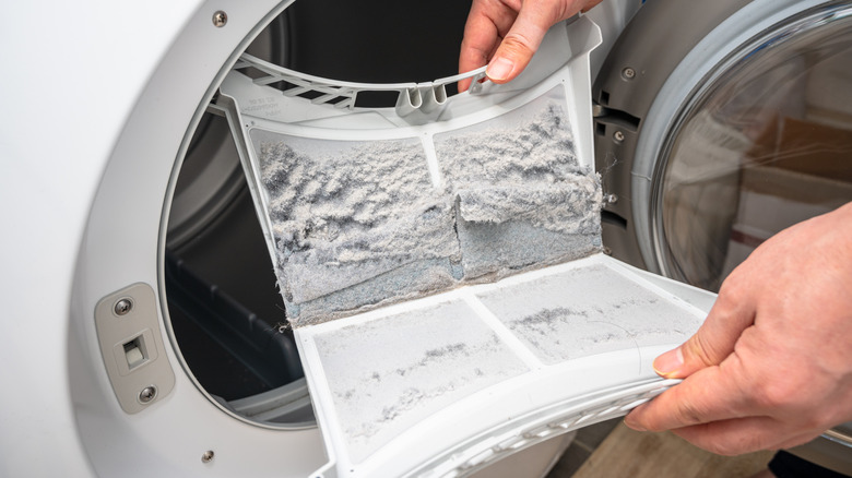 Dryer lint trap filled with lint