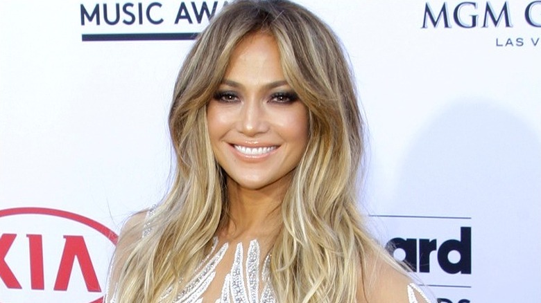 Jennifer Lopez with '70s style curtain bangs