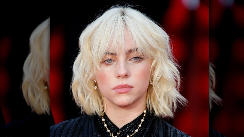 Billie Eilish blonde bob