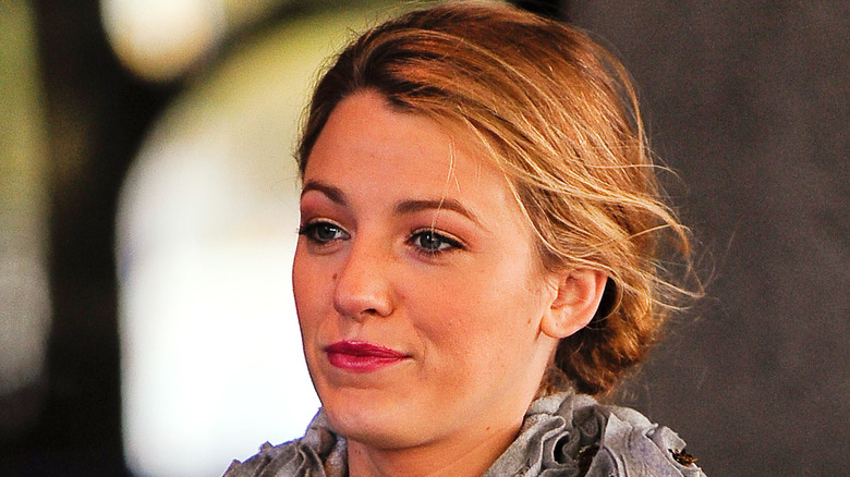 Blake Lively messy up-do